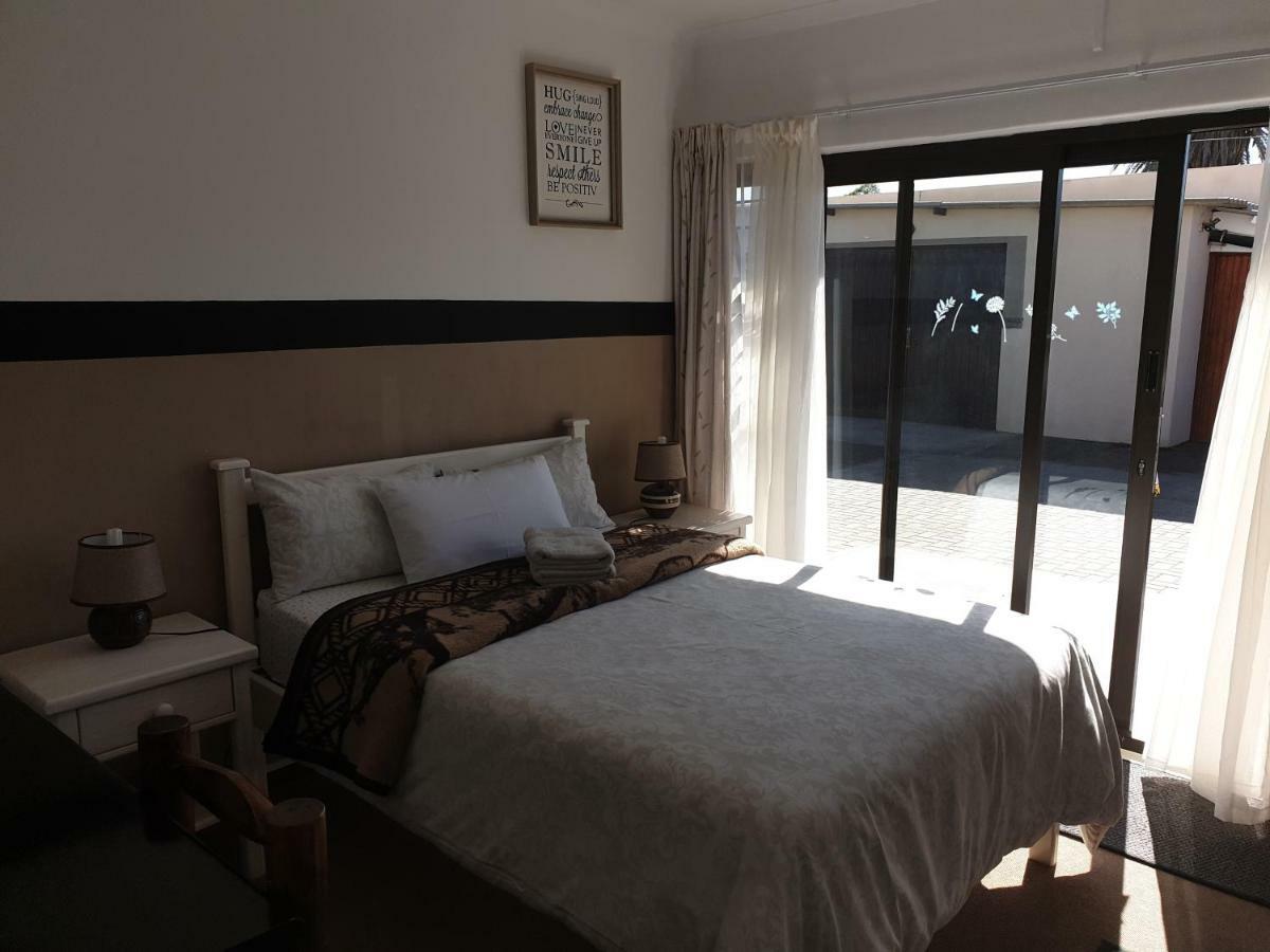 Sunflower Self-Catering Walvis Bay Exterior photo