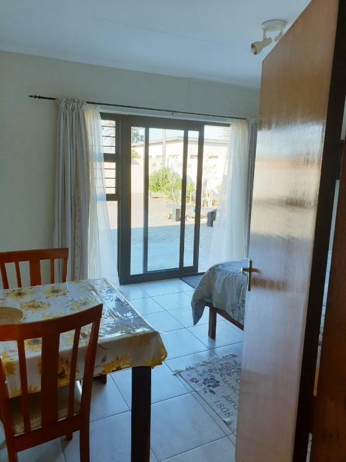 Sunflower Self-Catering Walvis Bay Exterior photo